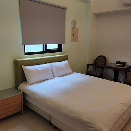 Xiao Songzi Station Maeda Elevator Guesthouse Hualien City Exterior photo